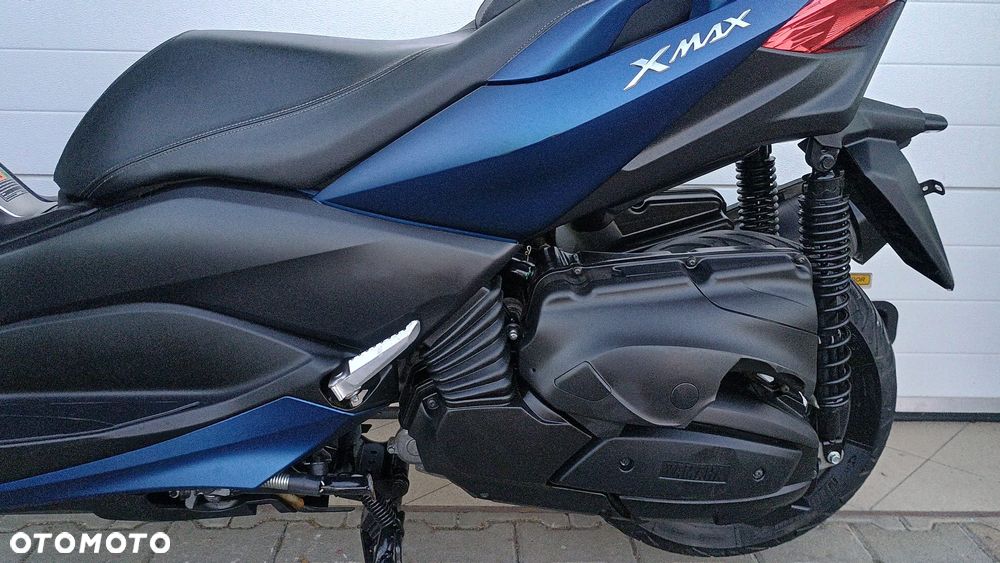 Yamaha X-max - 18