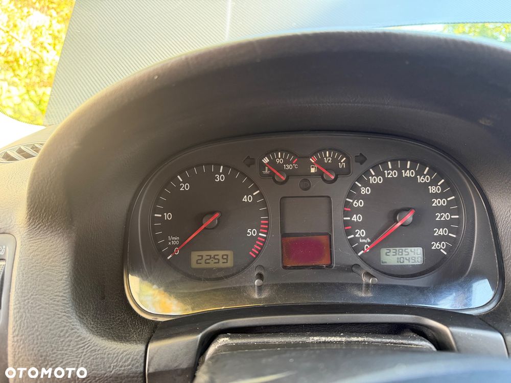 Volkswagen Golf 1.9 TDI 4Mot Comfortline - 12