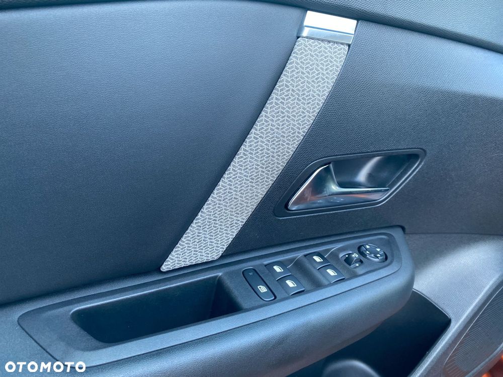 Citroën C4 1.2 PureTech Shine S&S EAT8 - 11