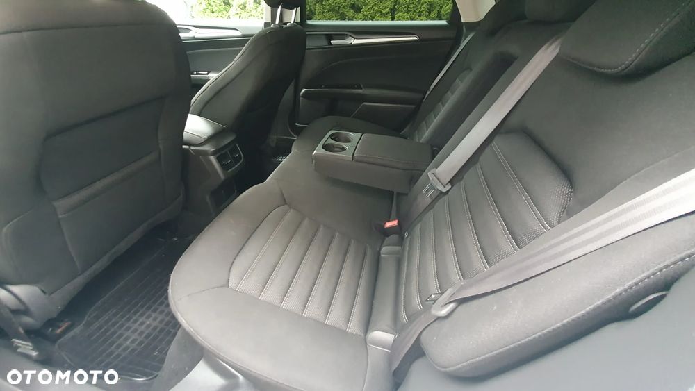 Ford Mondeo - 14
