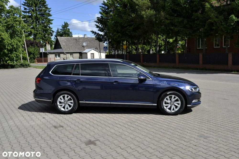 Volkswagen Passat - 13