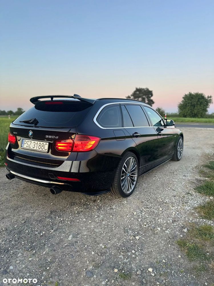 BMW Seria 3 320d xDrive - 9