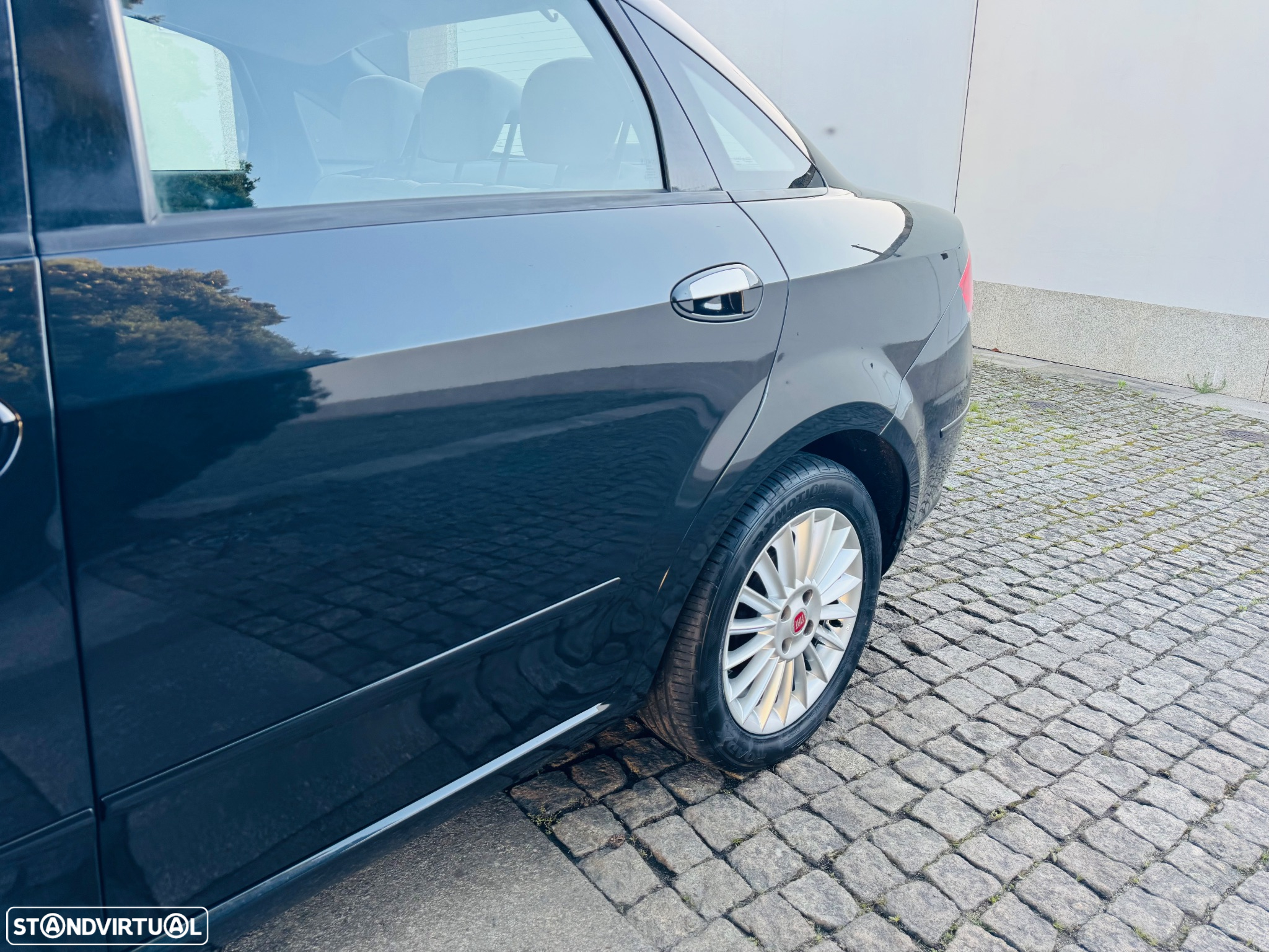 Fiat Linea 1.3 M-Jet Emotion Dualogic - 18