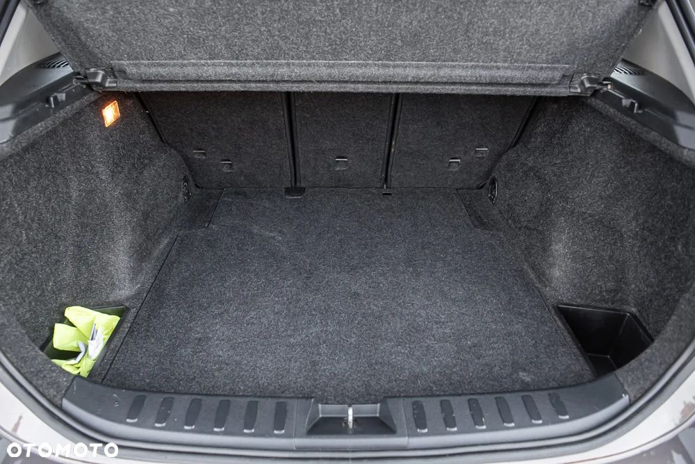 BMW X1 sDrive18d Sport Line - 16