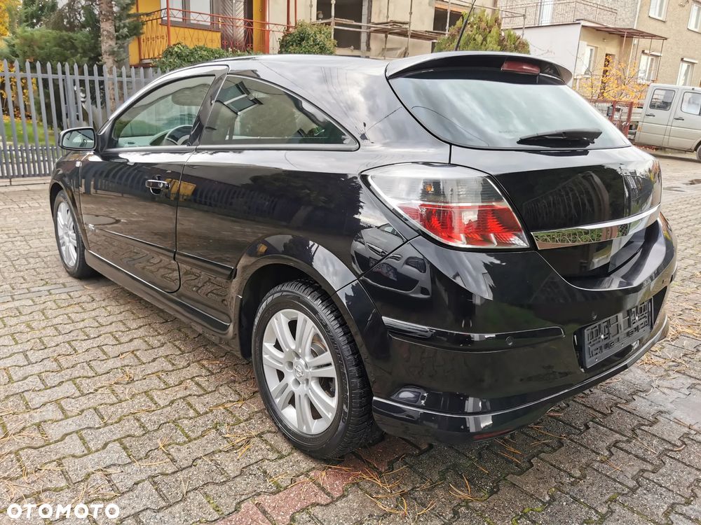 Opel Astra III GTC 1.8 Sport - 1