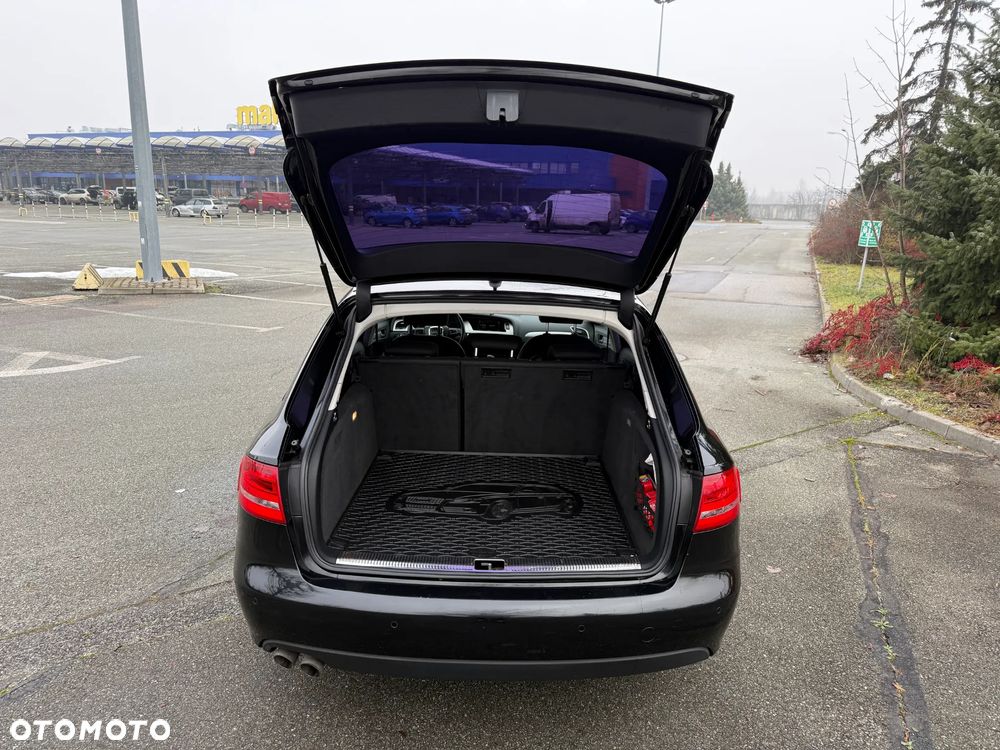 Audi A4 Avant 2.0 TDI Limited Edition Multitr - 22