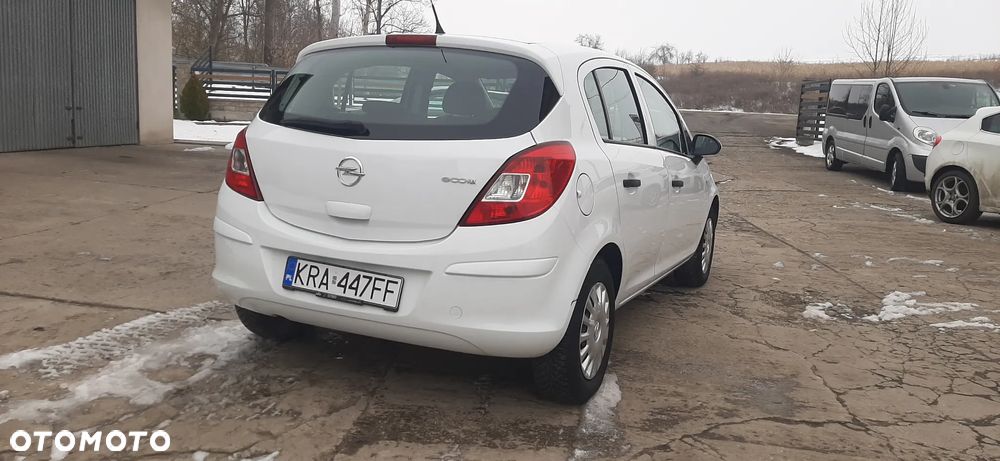 Opel Corsa - 10