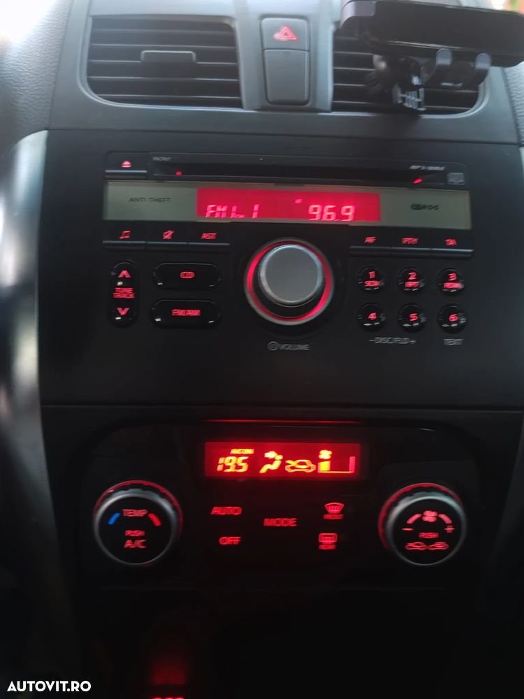 Suzuki SX4 2.0 DDIS 4WD GS - 6