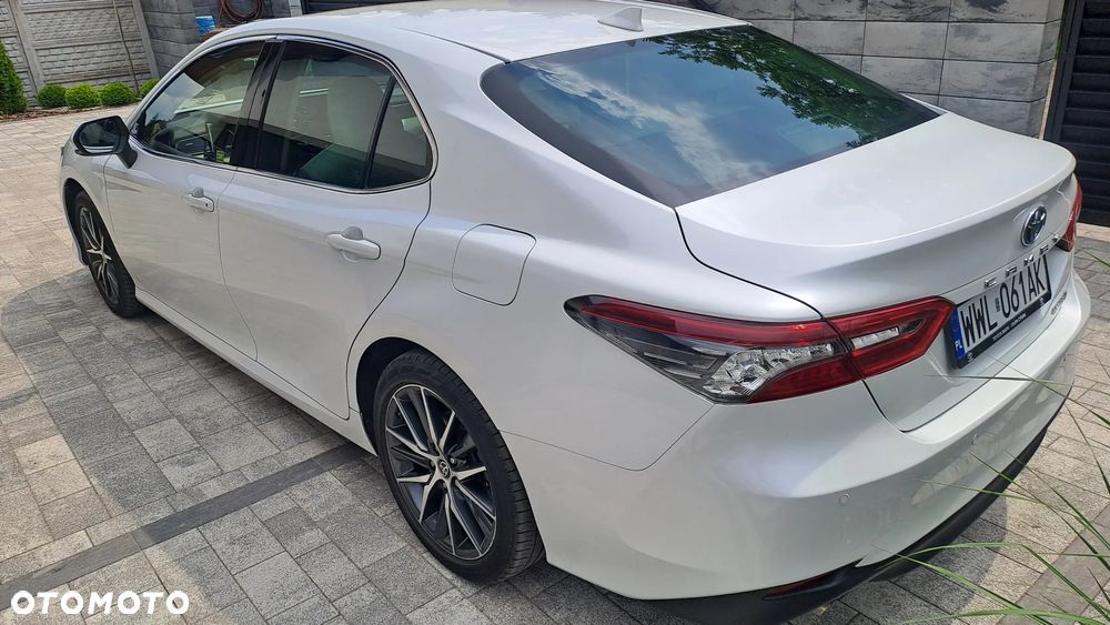 Toyota Camry 2.5 Hybrid Executive CVT - 4