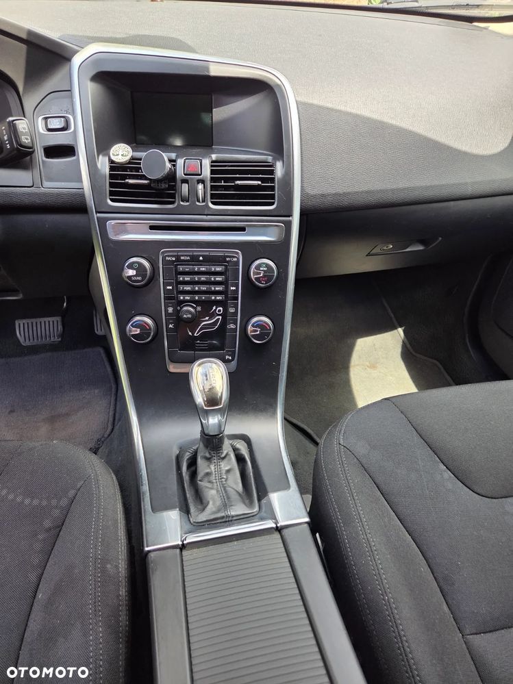 Volvo XC 60 D4 Geartronic Kinetic - 7