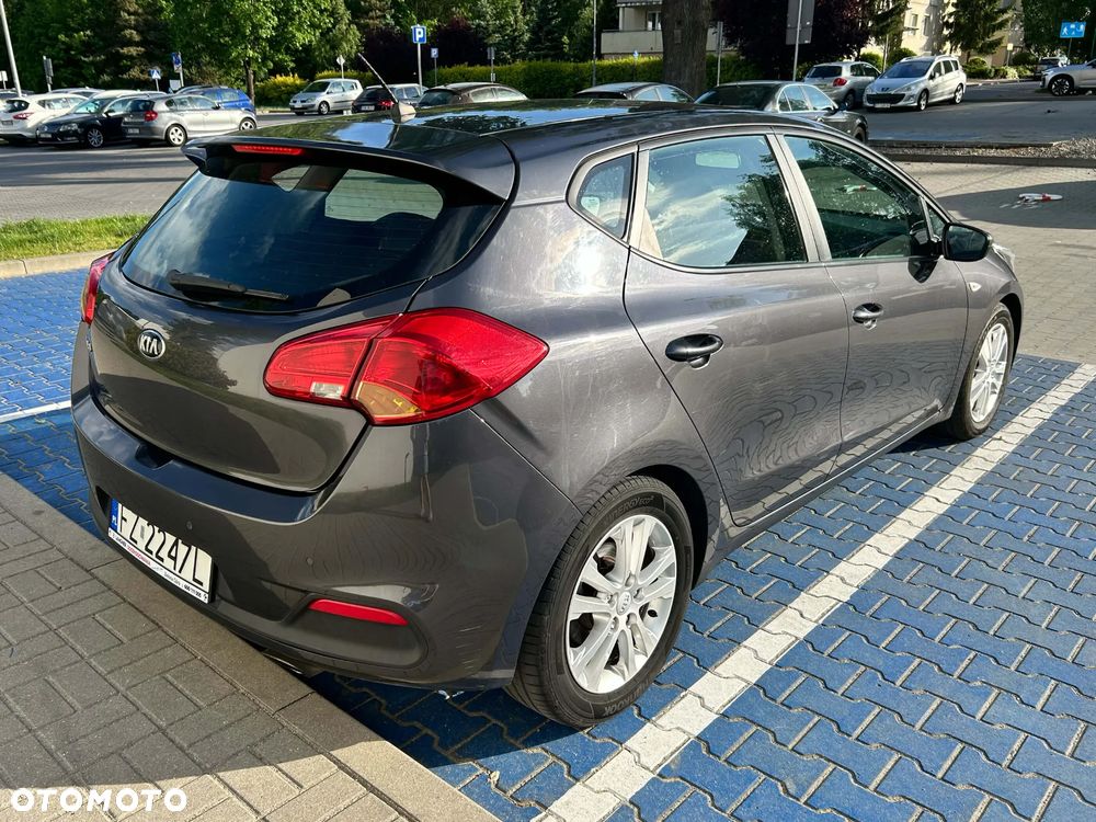 Kia Ceed 1.4 CVVT - 4