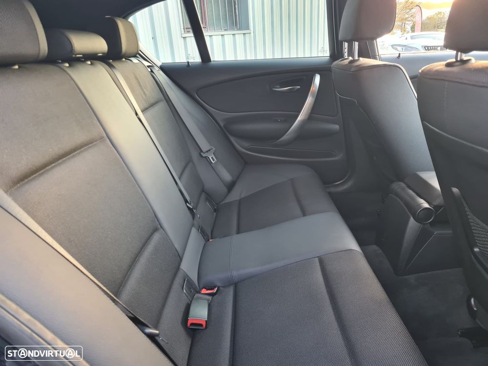 BMW 118 - 10