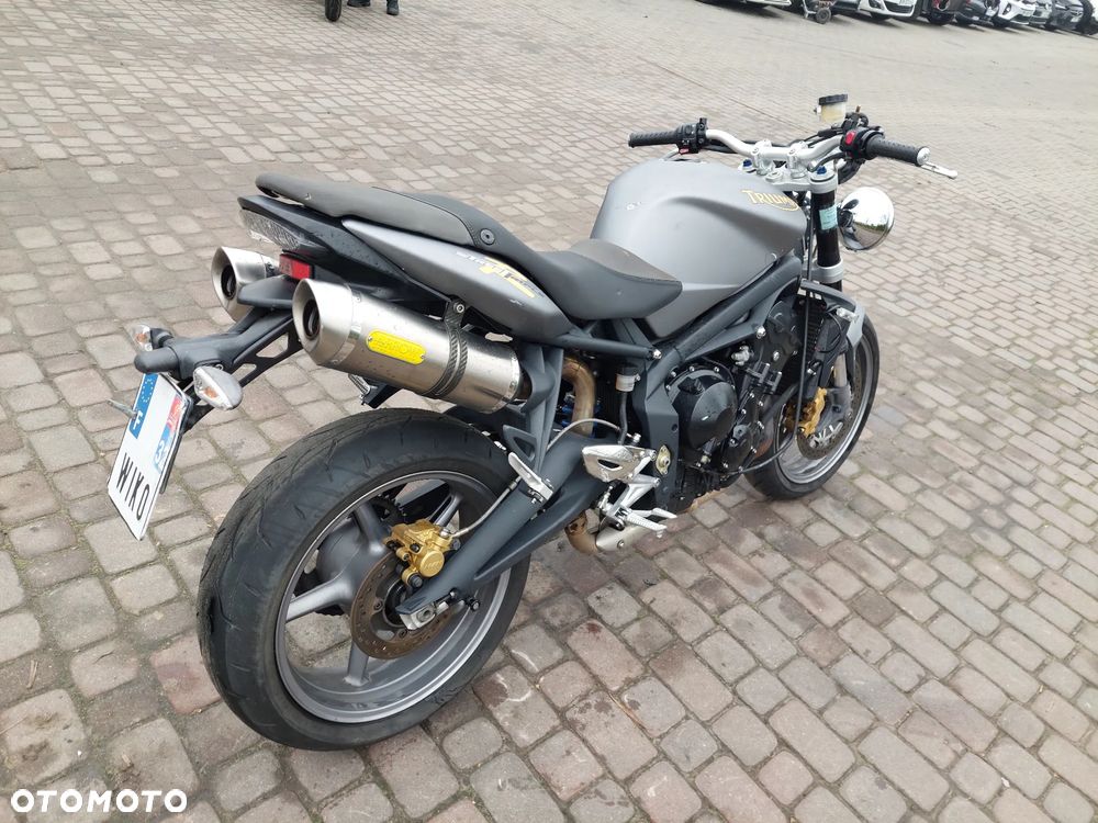 Triumph Street Triple - 5