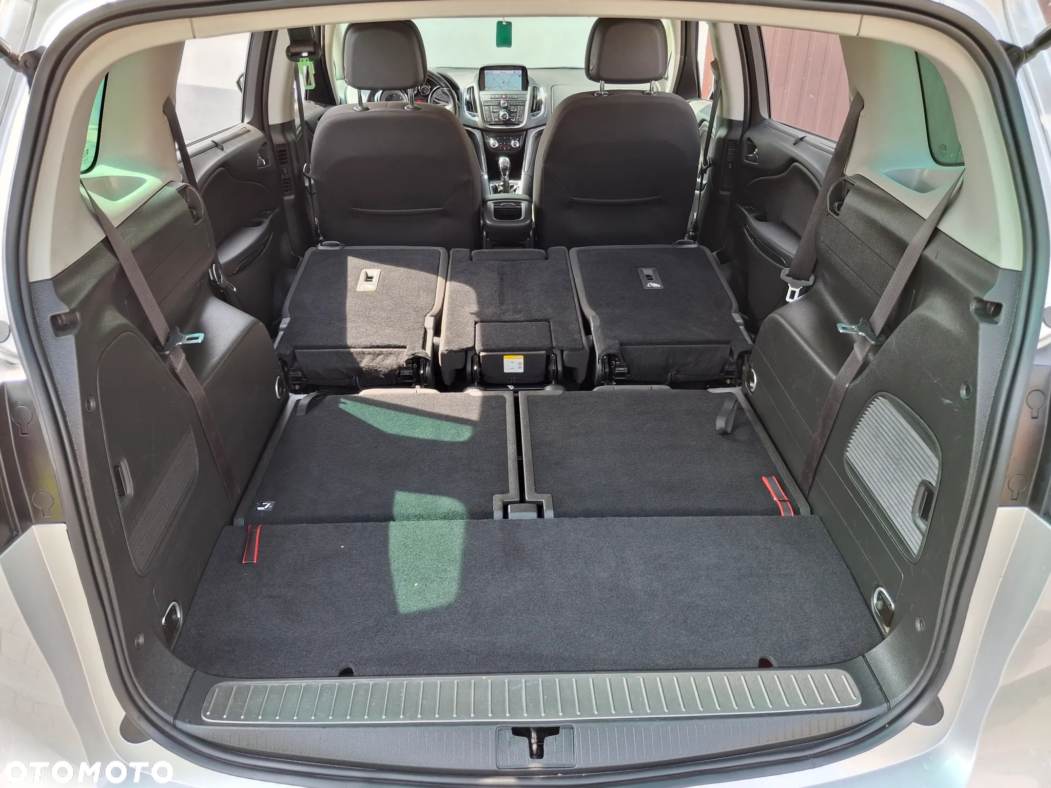 Opel Zafira 2.0 CDTI Enjoy - 33