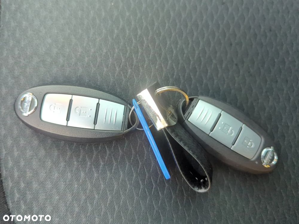 Nissan Qashqai 1.3 DIG-T N-Connecta EU6d - 32