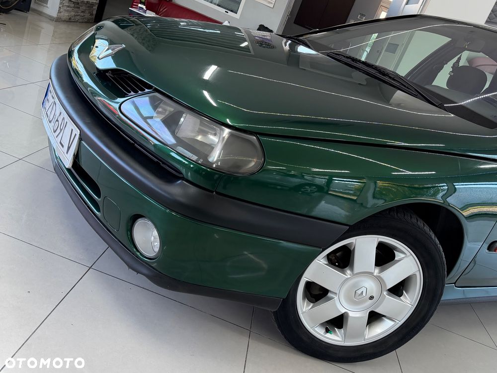 Renault Laguna 2.0 16V RXE - 22