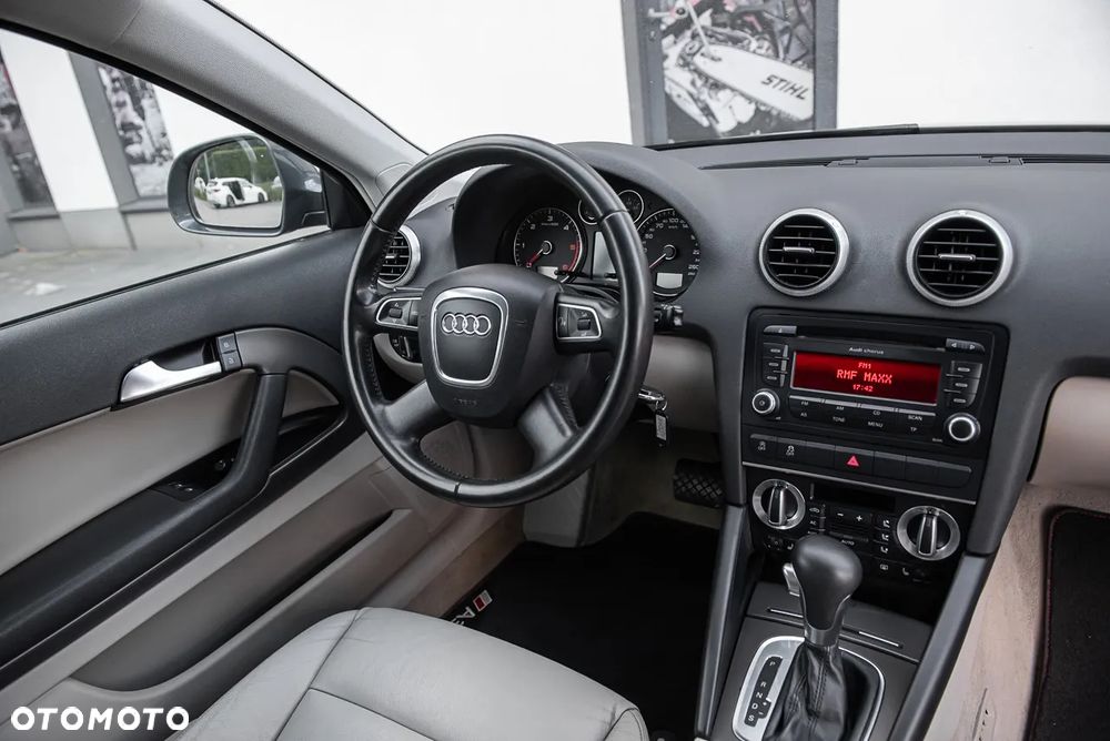 Audi A3 3-drzwiowe 1.6 TDI DPF S tronic Attraction - 24