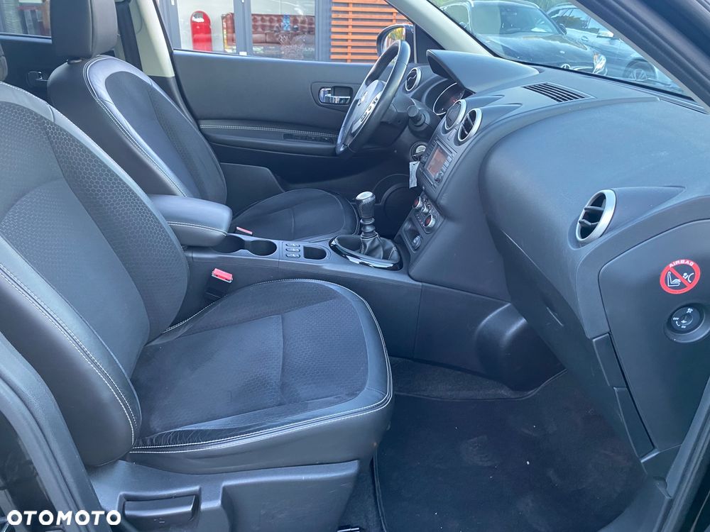 Nissan Qashqai 2.0 360 - 28