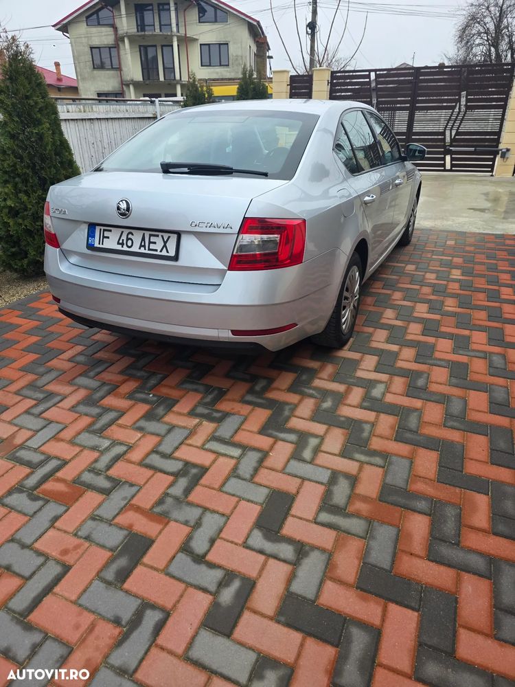 Skoda Octavia 1.6 TDI Ambition - 2