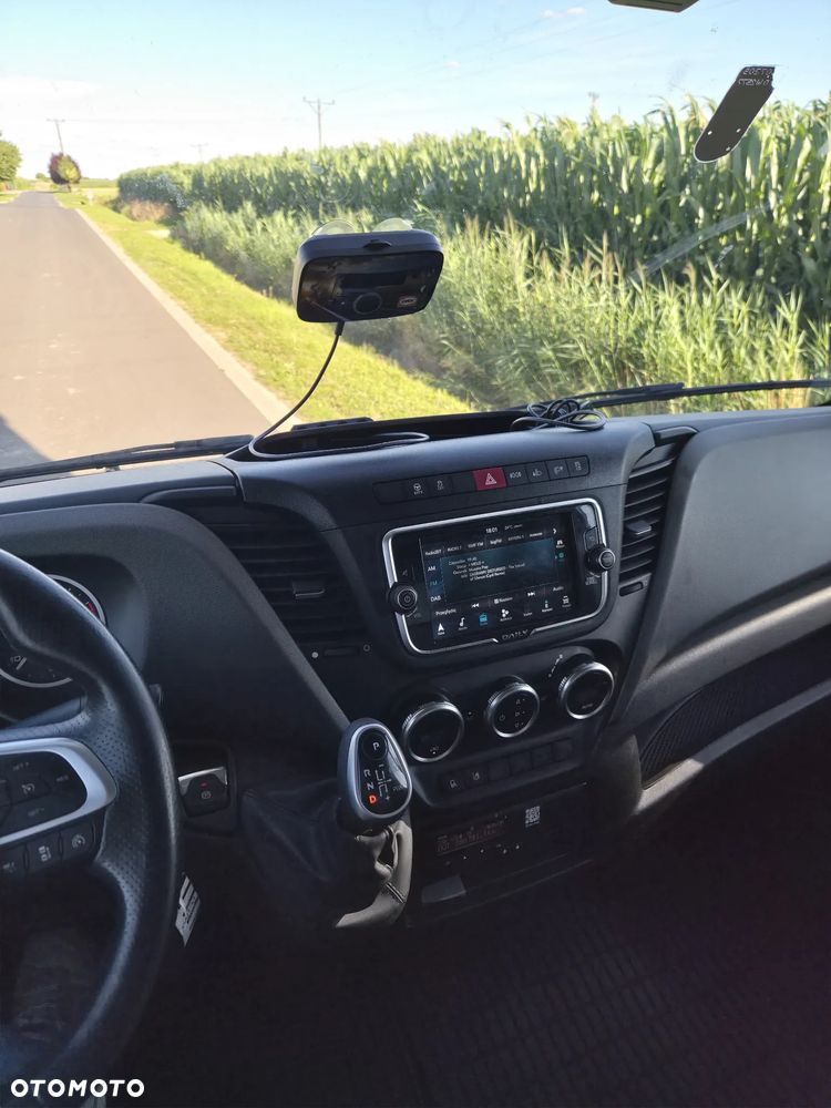 Iveco 70C18 - 5