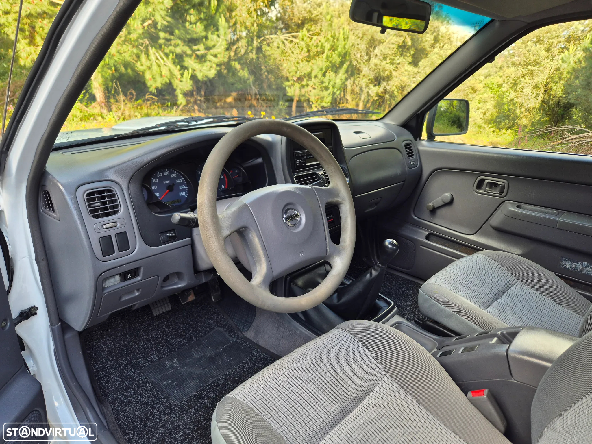 Nissan Pick Up 2.5 TD CD - 11