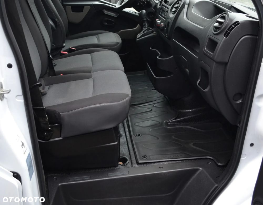 Renault Master - 11