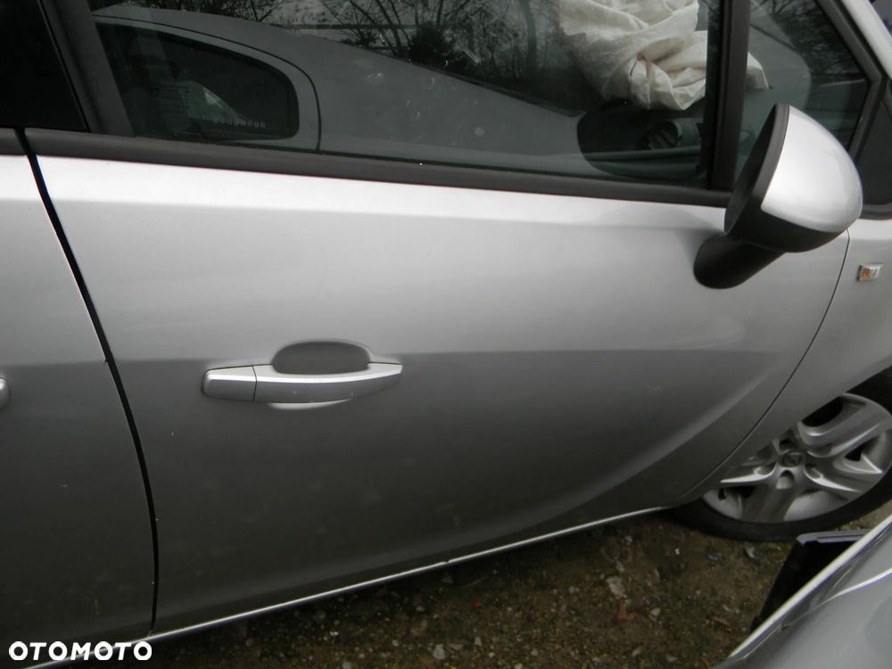 drzwi lewe prawe przód OPEL MERIVA B Z157 - 2