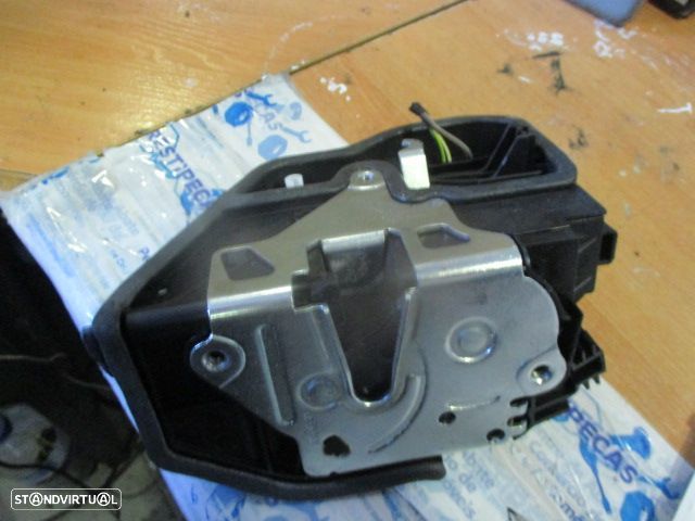 Fecho FEC3378 BMW F34 GT 2014 FE 4 PINOS - 3