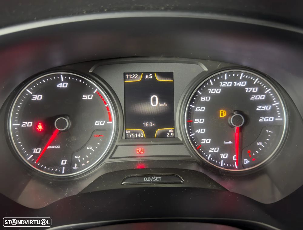SEAT Leon 2.0 TDI DPF FR - 18