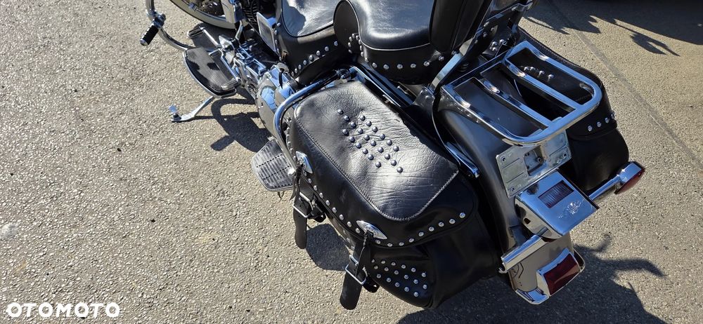 Harley-Davidson Softail Heritage Classic - 26