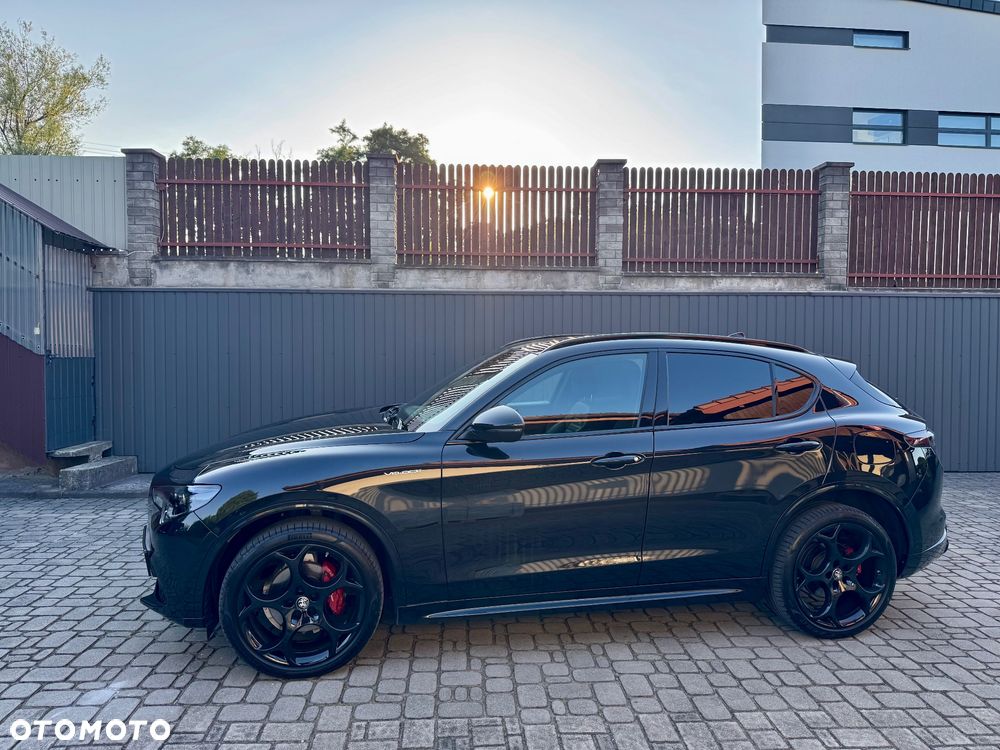Alfa Romeo Stelvio 2.0 Turbo Veloce Q4 - 4