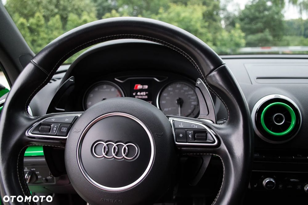 Audi S3 Limousine S tronic - 27