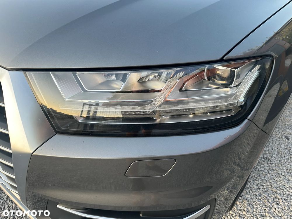 Audi Q7 3.0 TFSI Quattro Tiptronic - 12