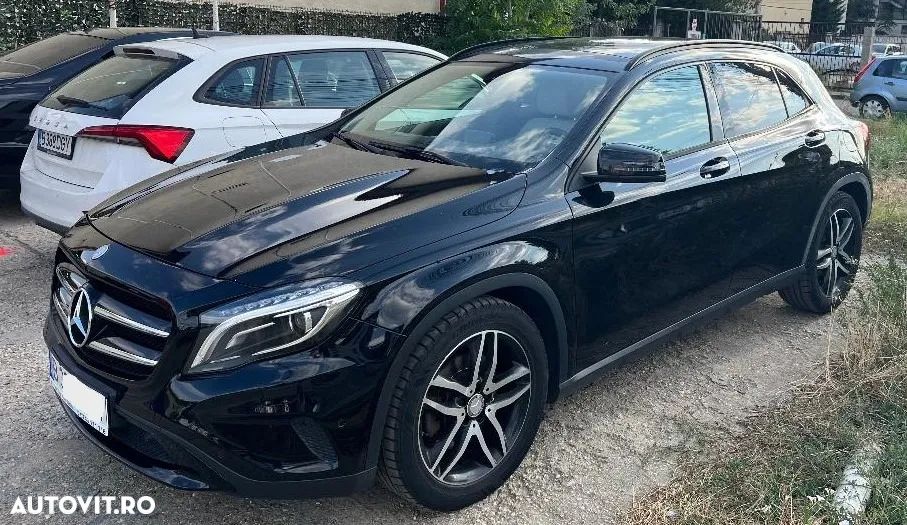 Mercedes-Benz GLA 250 4MATIC Aut. - 1