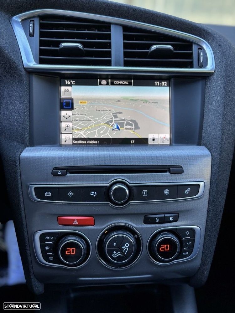 Citroën C4 — fotografia 14