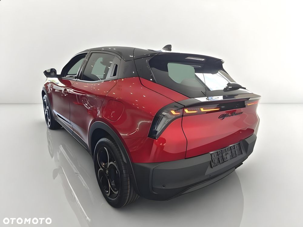 Alfa Romeo Junior 1.2 mHEV Ibrida Q4 eDCT - 4