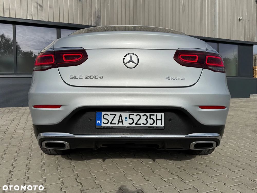 Mercedes-Benz GLC 200 d 4Matic 9G-TRONIC AMG Line Plus - 37