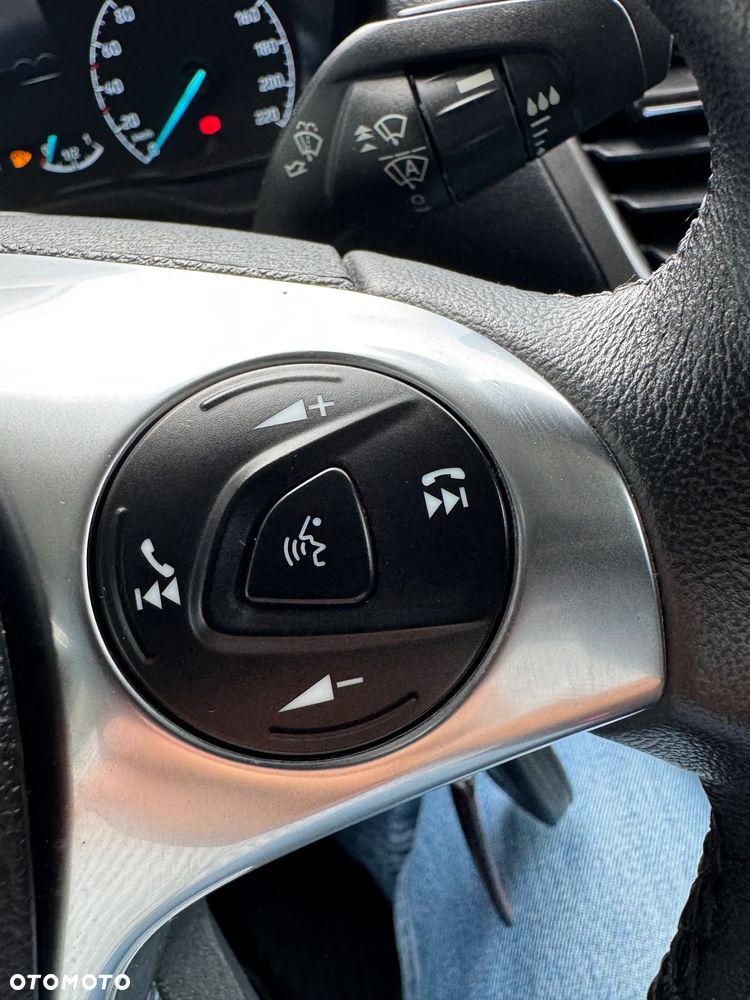 Ford Transit Connect - 19