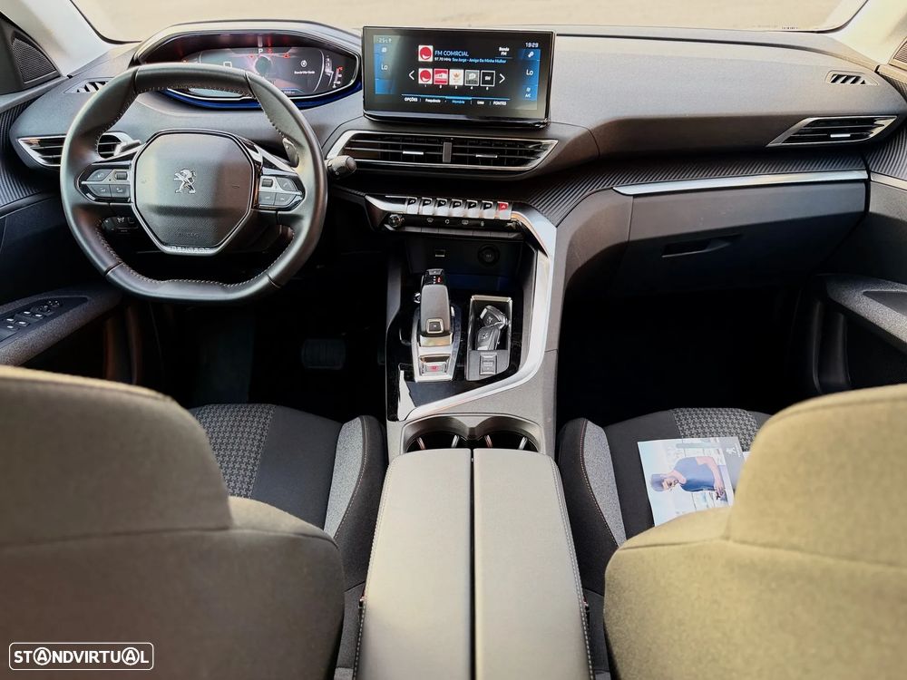 Peugeot 3008 PureTech 130 Stop & Start GPF EAT8 Active Business-Pack - 4