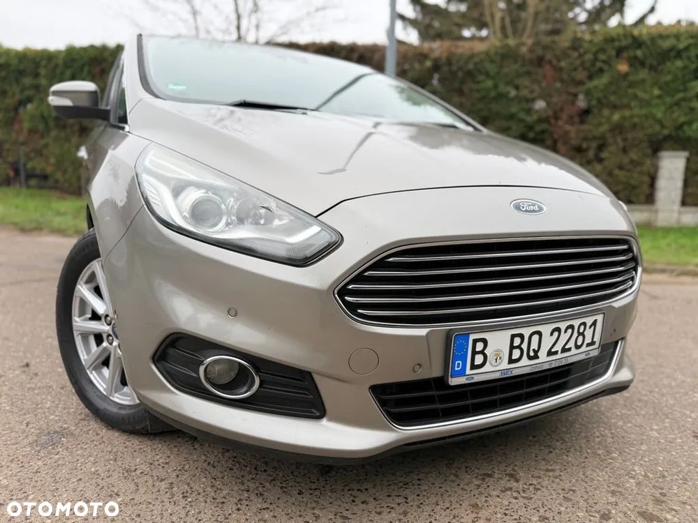 Ford S-Max 2.0 TDCi Titanium - 1