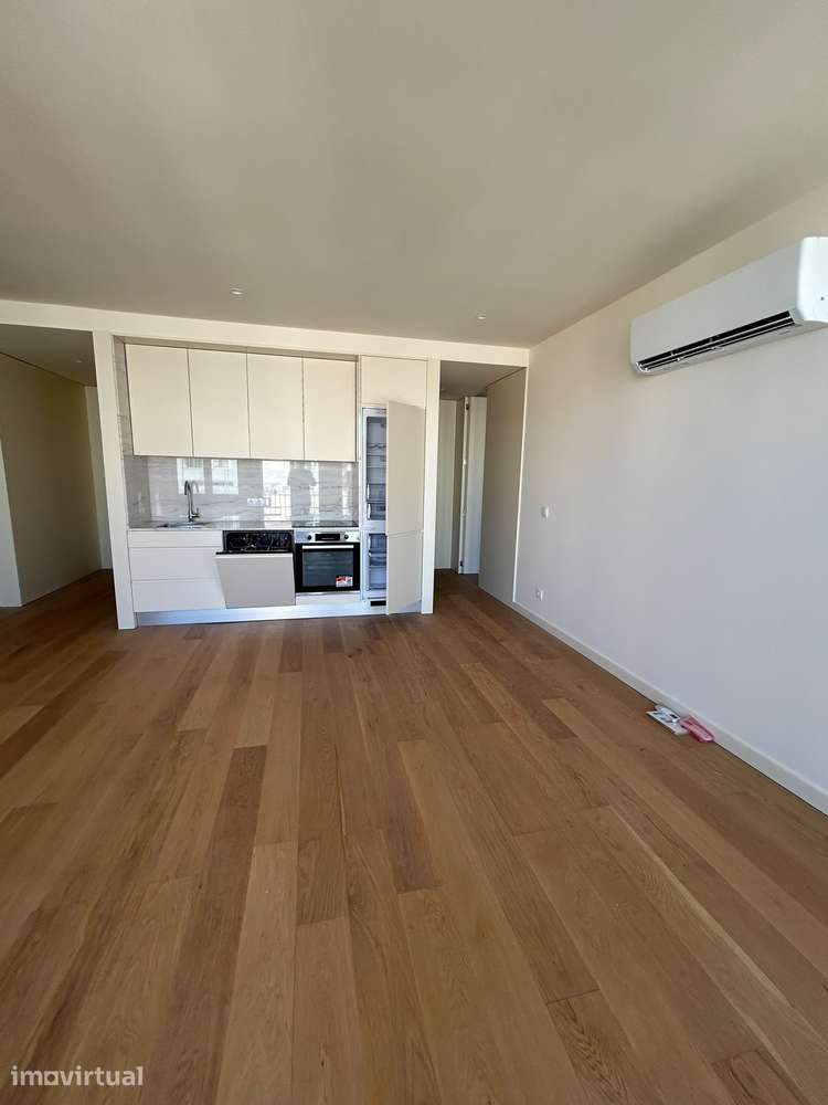APARTAMENTO T1 NOVO A ESTREAR (66m²) NO PORTO – COM VARANDA - Grande imagem: 4/14