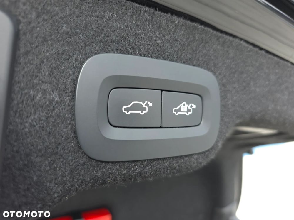 Volvo S90 T8 AWD Plug-In Hybrid Inscription - 33