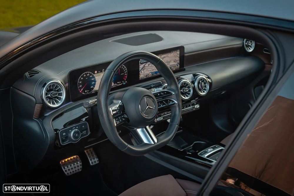 Mercedes-Benz CLA 250 e AMG Line - 5