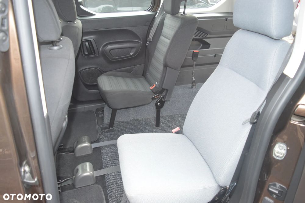 Opel Combo XL 1.2 Turbo Start/Stop Automatik Innovation - 9