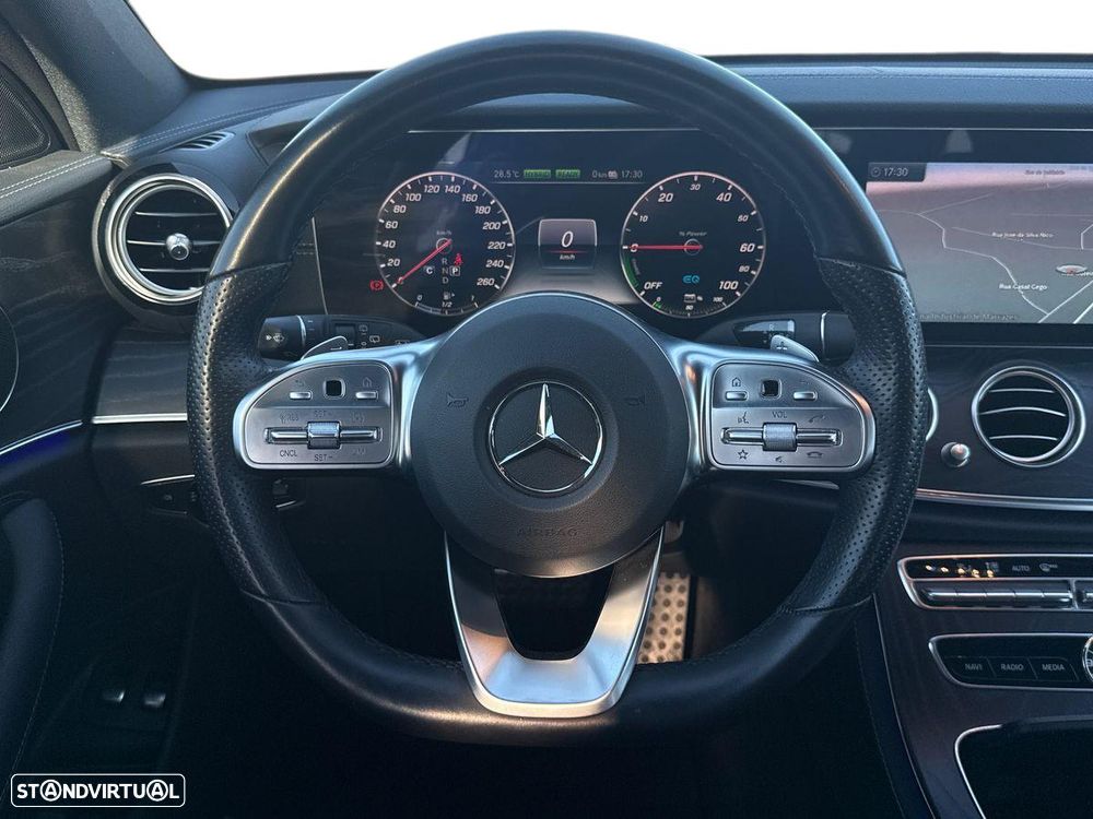 Mercedes-Benz E 300 - 13