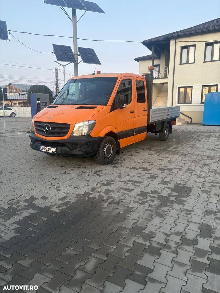 Mercedes-Benz Sprinter - 2