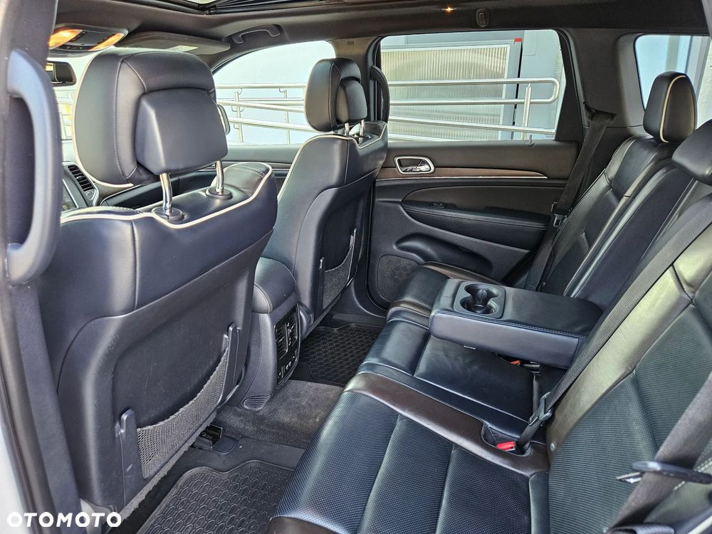 Jeep Grand Cherokee 3.0 CRD Overland EU6 - 25
