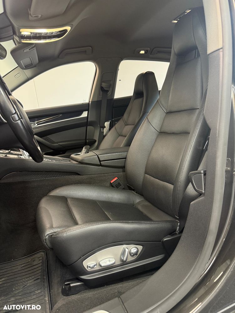 Porsche Panamera 3.0 Tiptronic S - 19
