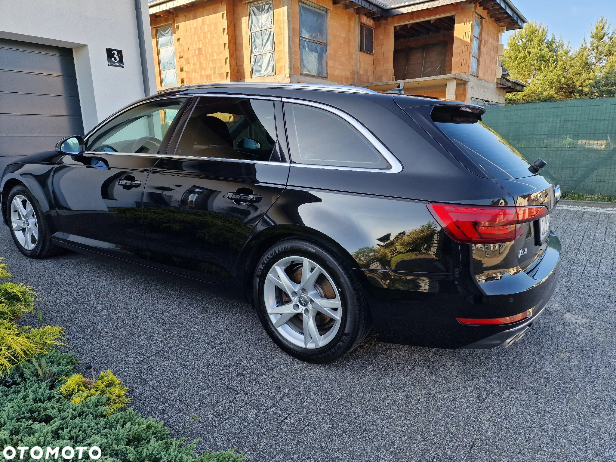 Audi A4 Avant 2.0 TDI ultra S tronic sport - 18