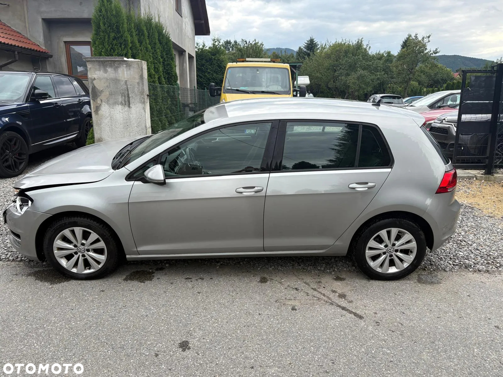 Volkswagen Golf 1.2 TSI BlueMotion Technology Comfortline - 2